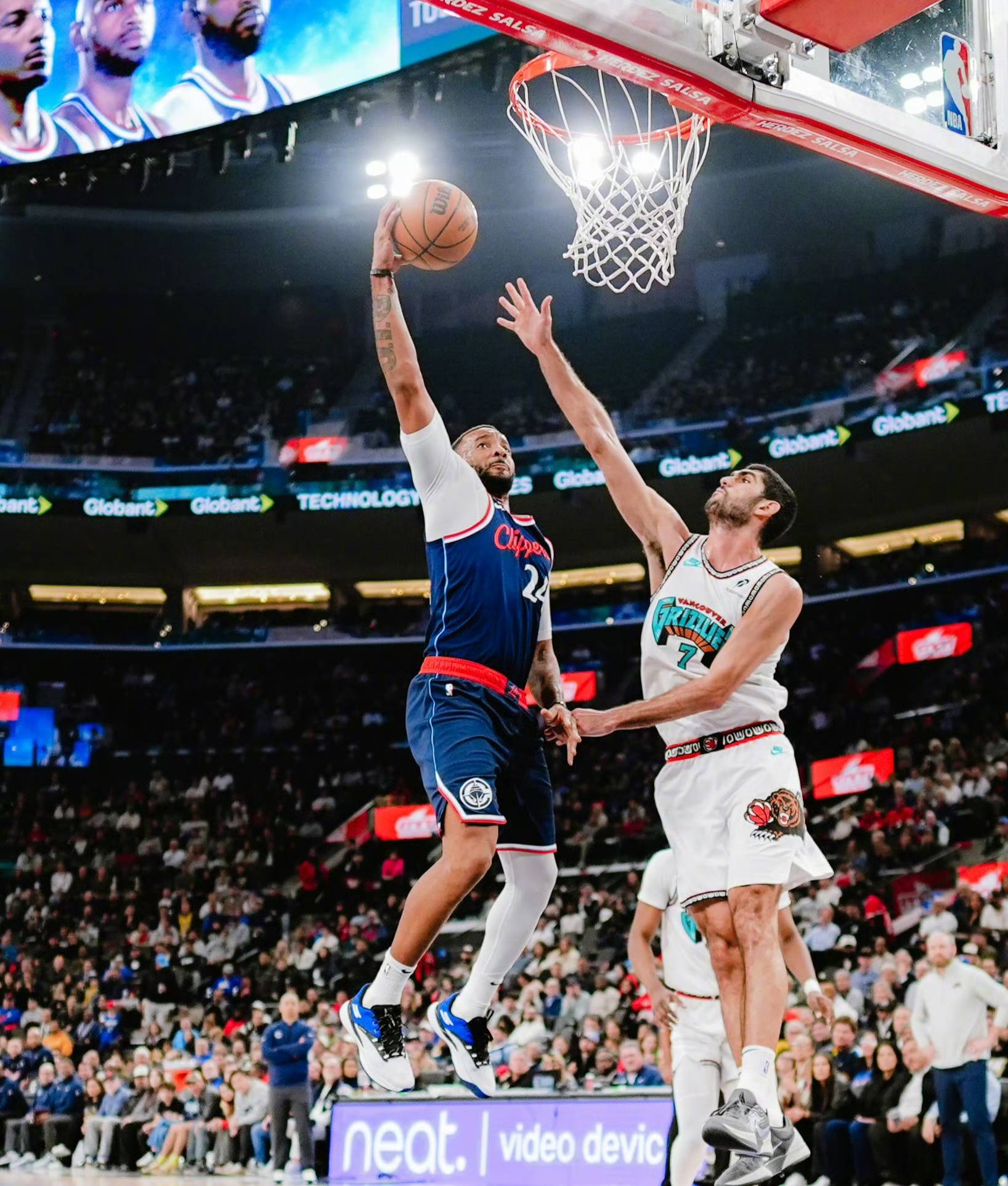 关于灰熊惨遭人逆转,小分卫出色表现不足的信息 关于灰熊惨遭人逆转,小分卫出色表现不足的信息