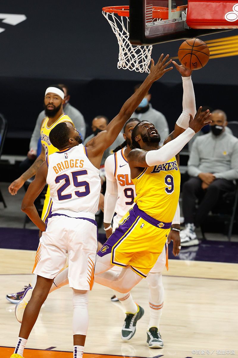 开云体育app-太阳核心表现稳定,打破湖人季后赛首战的简单介绍