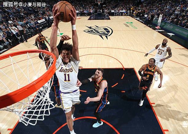 开云体育平台APP-中锋独力砍分，球队获得胜利关键