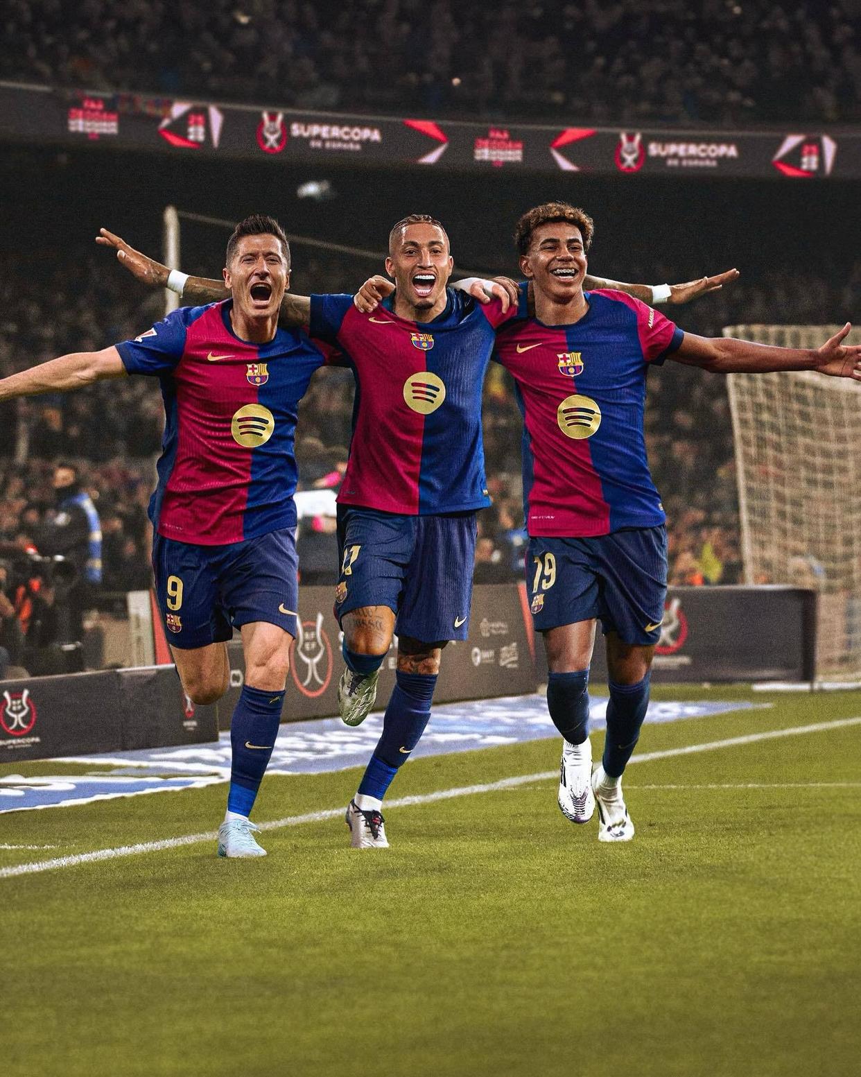 开云体育app-足球赛事热火朝天，球队实力对话激烈的简单介绍