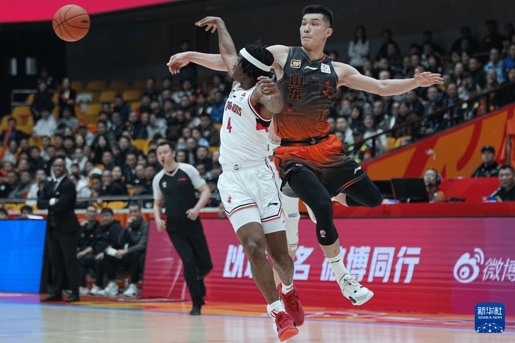 山东男篮展现团队力量,击败江苏队 山东男篮展现团队力量,击败江苏队