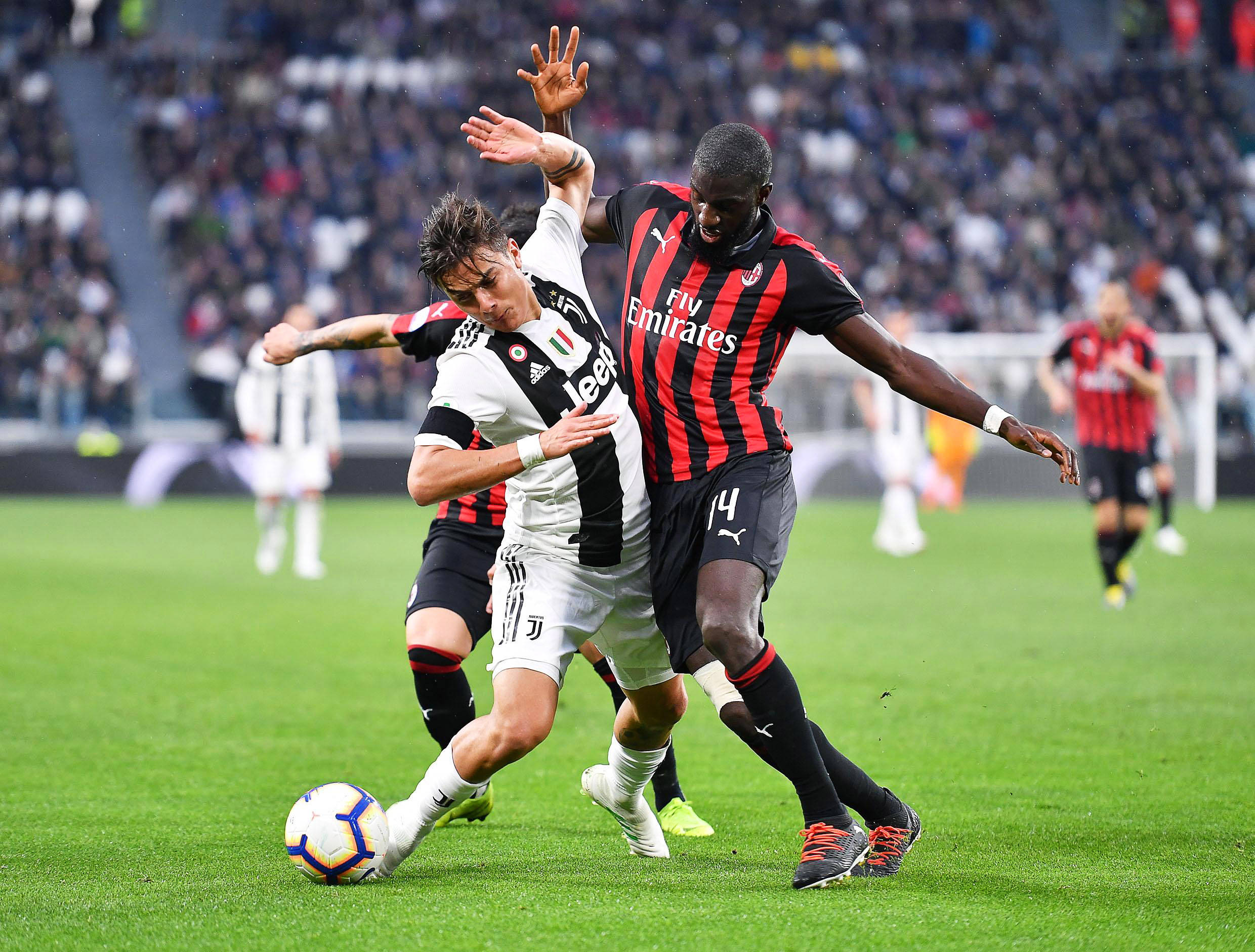 开云体育官方网站-意甲比赛风云变幻，球员实力有强弱的简单介绍