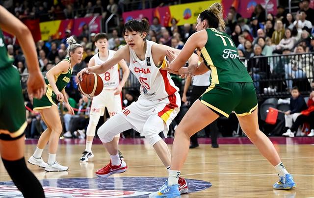 澳大利亚女篮完胜对手,夺得冠军头衔 澳大利亚女篮完胜对手,夺得冠军头衔