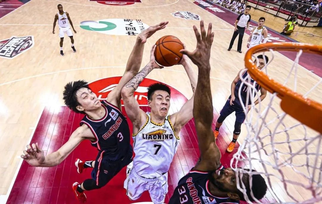 开云官网-精益求精，球队凭借技术和实力赢得比赛