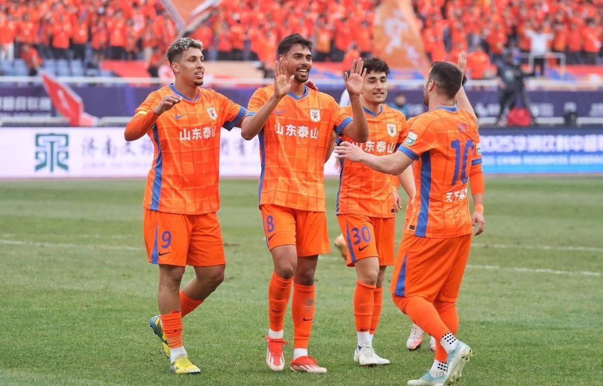 国内顶级联赛战况揭晓,实力对比悬殊 国内顶级联赛战况揭晓,实力对比悬殊