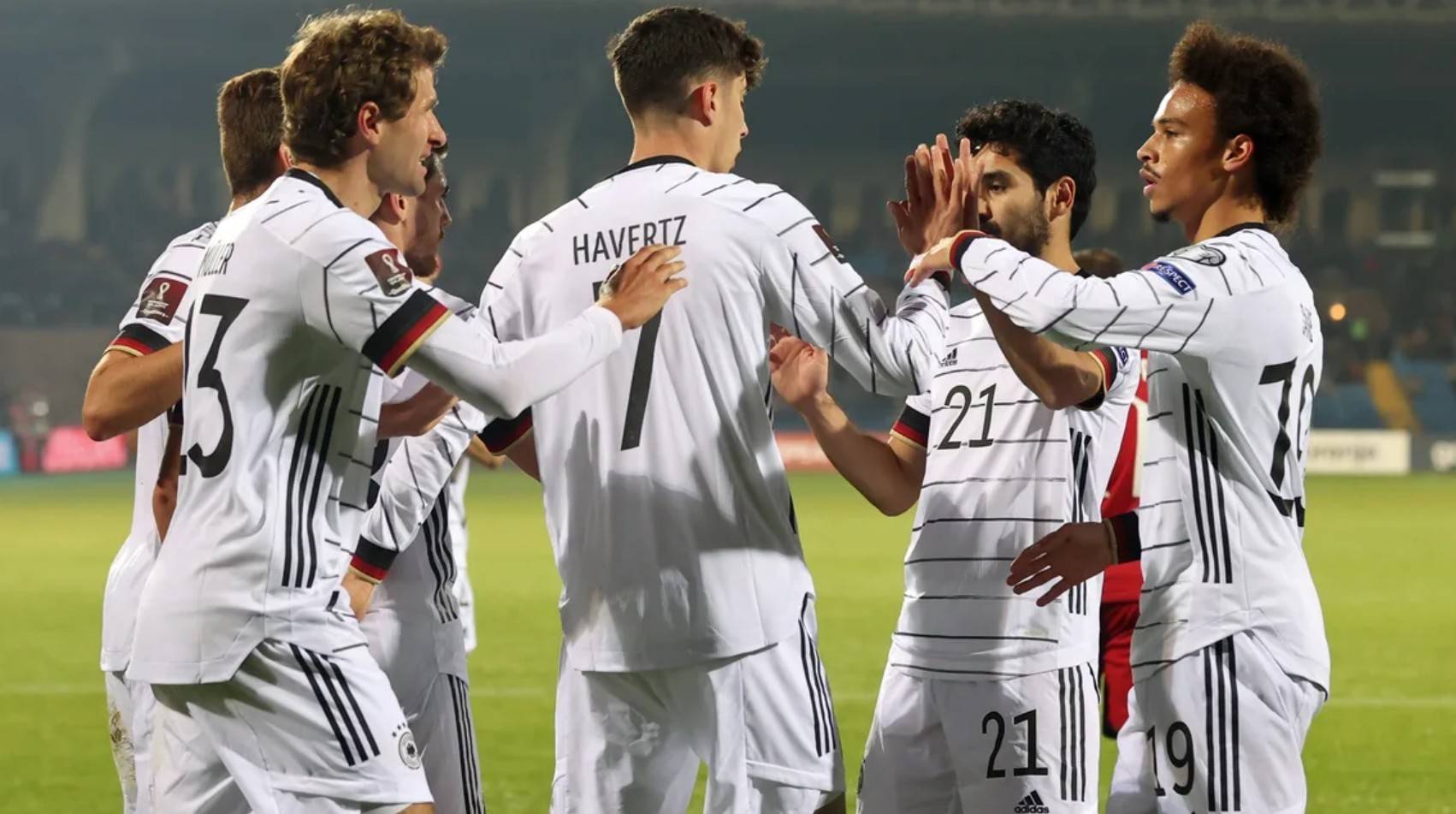 英格兰队在与捷克队的较量中获胜