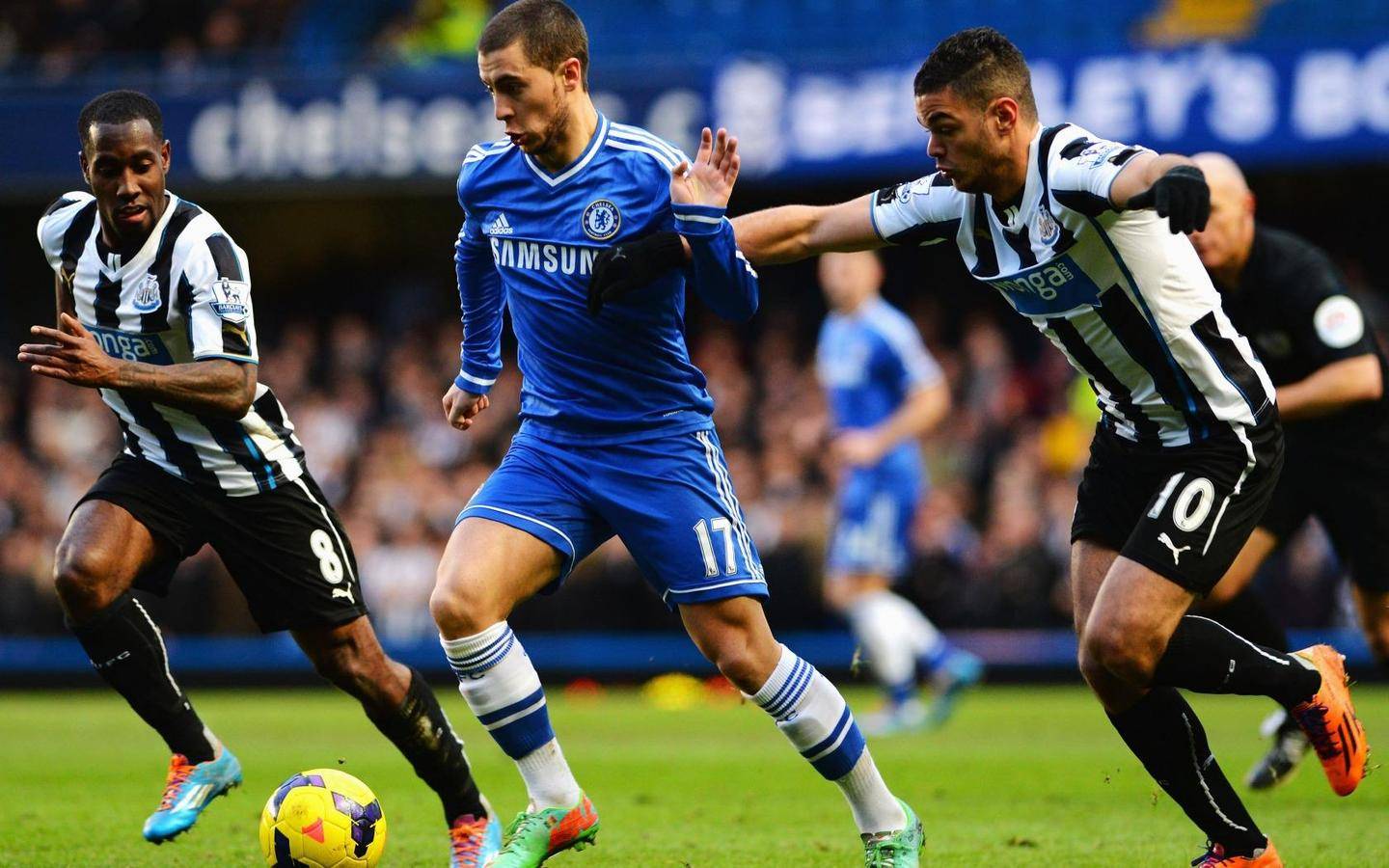 埃弗顿主场击败曼城,取得赛季重要胜利的简单介绍 埃弗顿主场击败曼城,取得赛季重要胜利的简单介绍