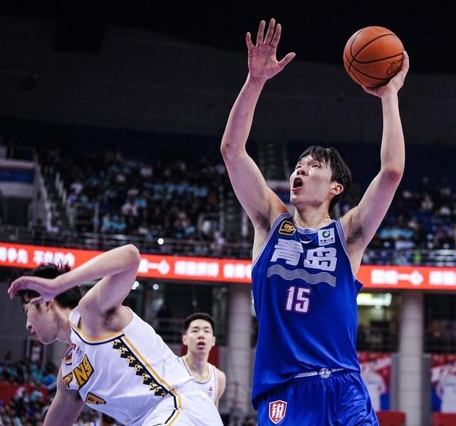 联赛冠军生死战不败却遭降级对手端平 联赛冠军生死战不败却遭降级对手端平