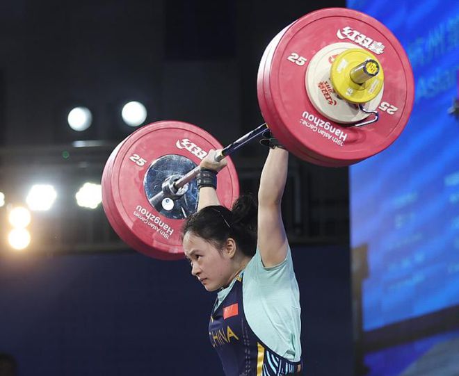 举重比赛包揽金牌,中国选手力无敌!的简单介绍 举重比赛包揽金牌,中国选手力无敌!的简单介绍