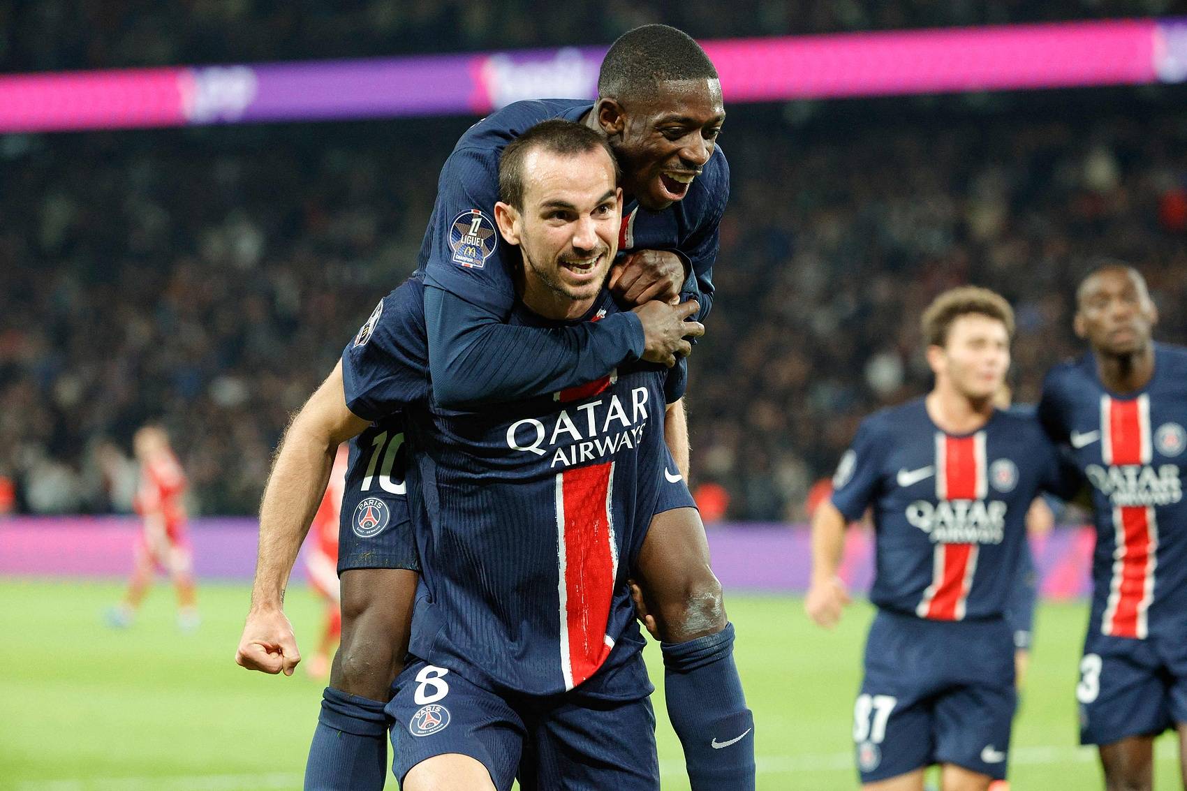 开云体育中国-梅斯在主场不敌巴黎圣日耳曼，遭遇两连败