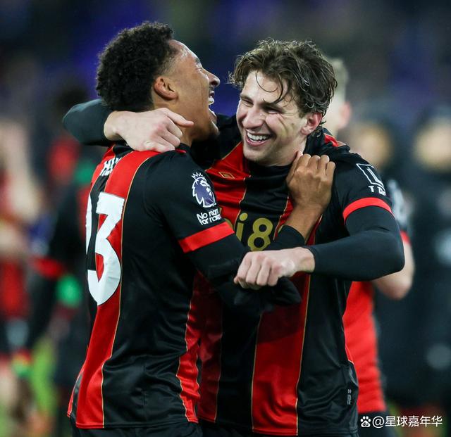 伯恩茅斯主场击败西汉姆,终结了连胜 伯恩茅斯主场击败西汉姆,终结了连胜