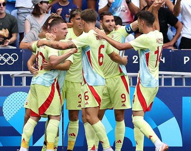 开云体育官方网站-西班牙队赢得关键比赛，成功晋级