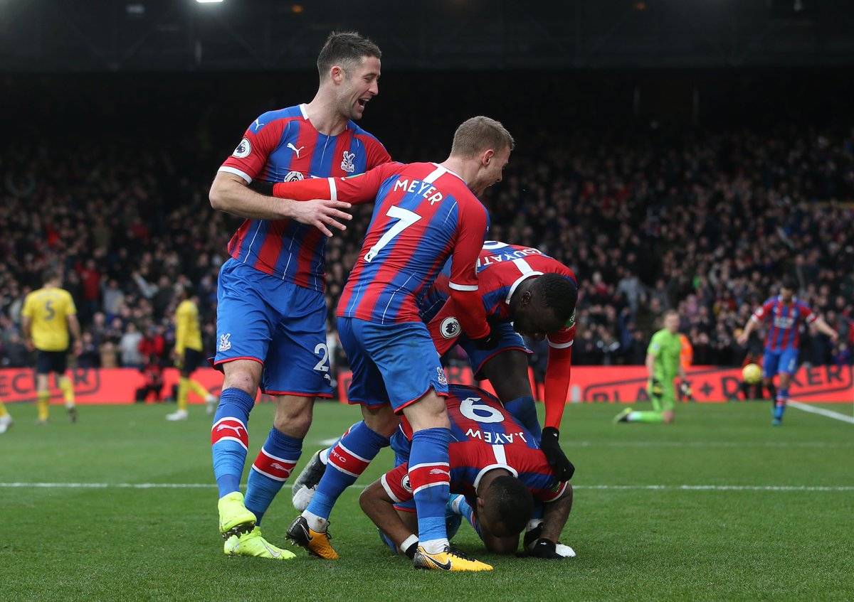 关于水晶宫队锋线受伤,将错过多场比赛的信息 关于水晶宫队锋线受伤,将错过多场比赛的信息