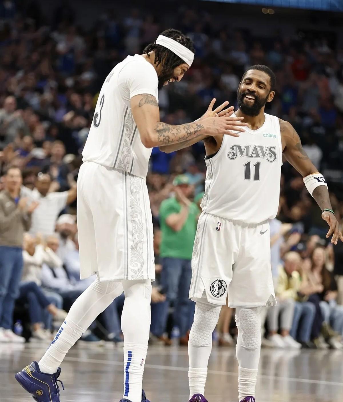 球员伤停令球队雪上加霜,备战大战引担忧 球员伤停令球队雪上加霜,备战大战引担忧