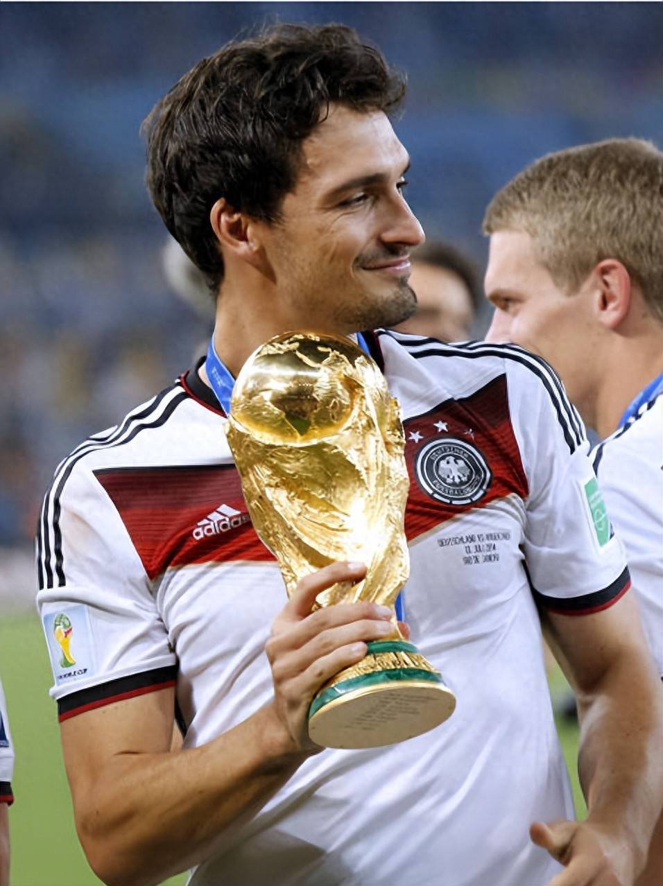 开云下载-足球明星们展现出色的技术水平！的简单介绍