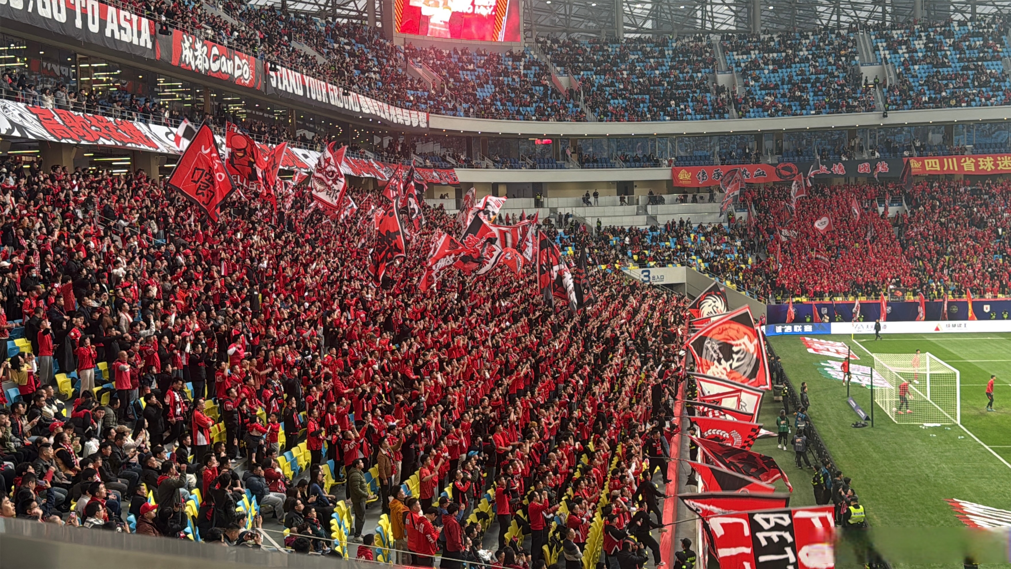 新援表现抢眼,助球队夺取胜利 新援表现抢眼,助球队夺取胜利