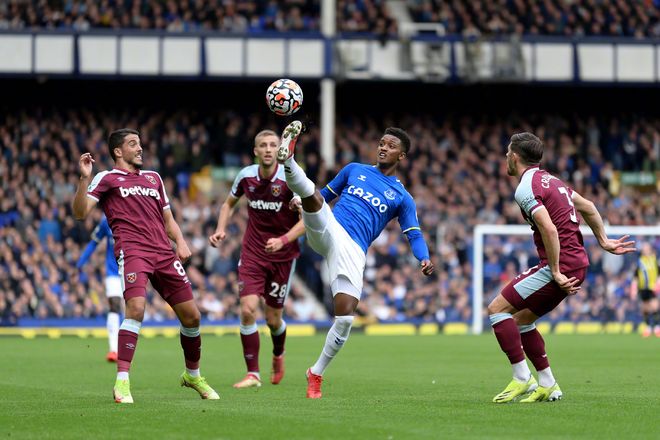 西汉姆联失利,积分榜位置略有滑落 西汉姆联失利,积分榜位置略有滑落