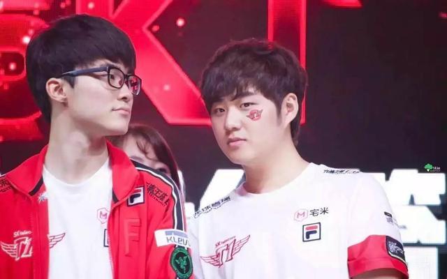 开云下载-G2翻盘100T，Ruler关键团战开团秒人峡谷大战四强赛，留下经典瞬间