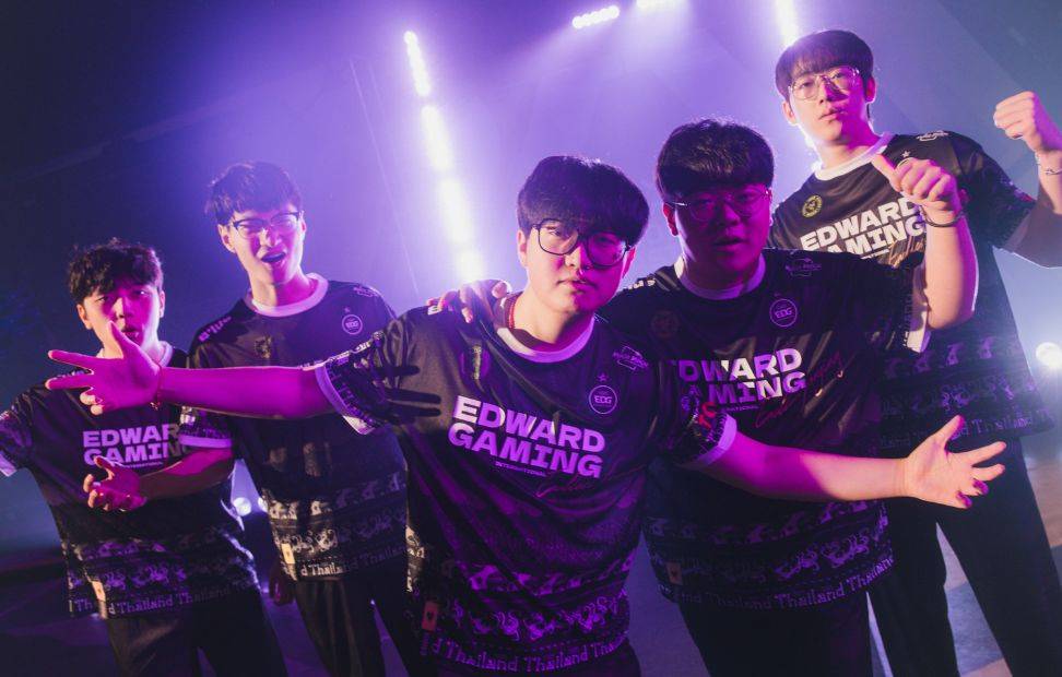 开云体育官网-G2力克EDG，Keria开启传奇时刻焦点之战淘汰赛，成为赛场最大亮点的简单介绍