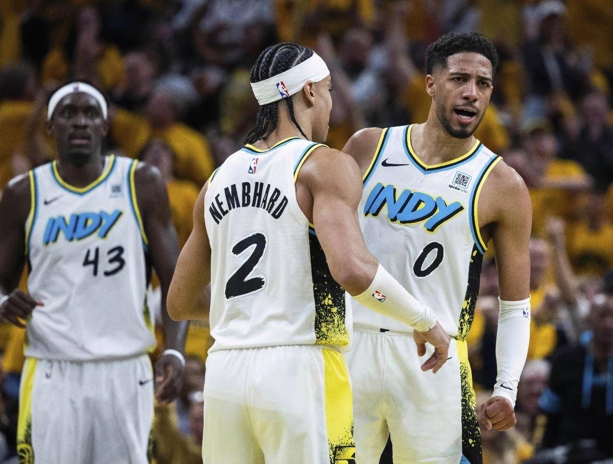 包含凯尔特人再次大胜步行者,系列赛4-0晋级的词条 包含凯尔特人再次大胜步行者,系列赛4-0晋级的词条