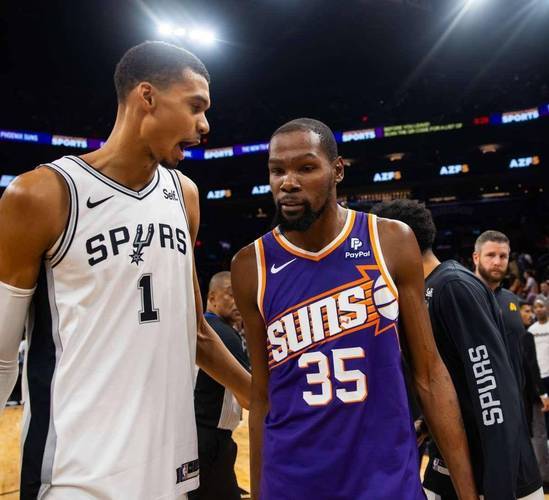 开云APP-火箭双星表现抢眼，击败篮网