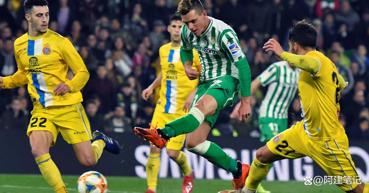 开云官网-帕尔马豪取三分，全队高昂士气赢得胜利