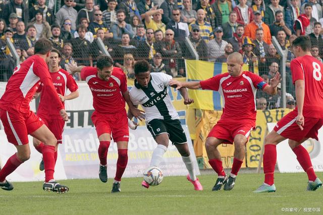 帕尔马豪取三分,全队高昂士气赢得胜利 帕尔马豪取三分,全队高昂士气赢得胜利